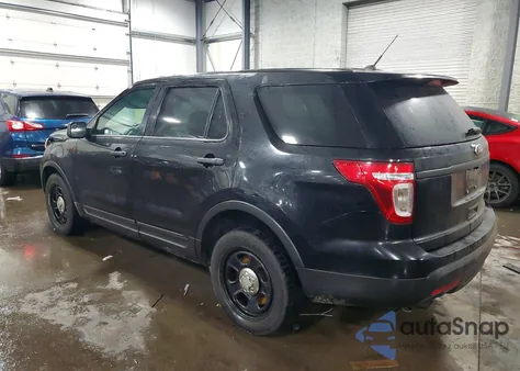 2013 Ford Explorer Police Interceptor z USA, uszkodzony, nr VIN 1FM5K8AR2DGA46885